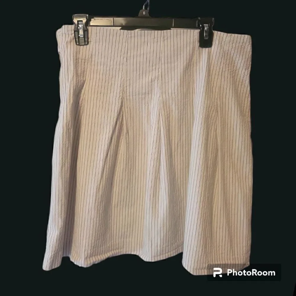 Kenar Pleated Pinstriped Cream Skirt Size 12